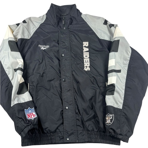 Vintage Oakland raiders NFL nylon zip up windbreaker Large